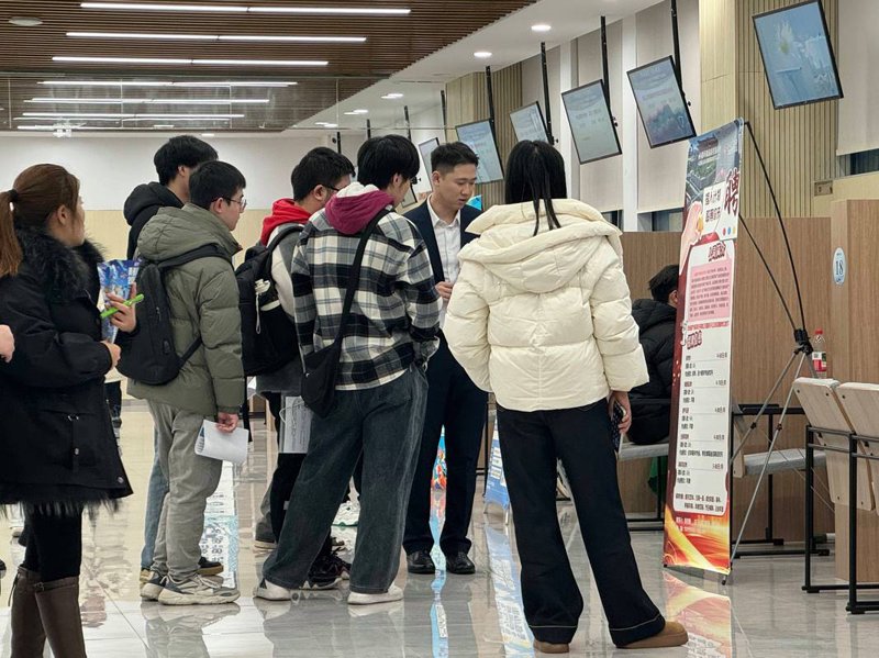 重庆招聘信息揭秘：警惕求职路上的坑与误区